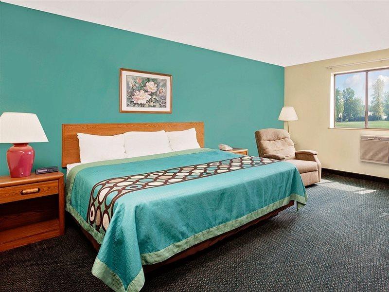 Super Hotel 3*