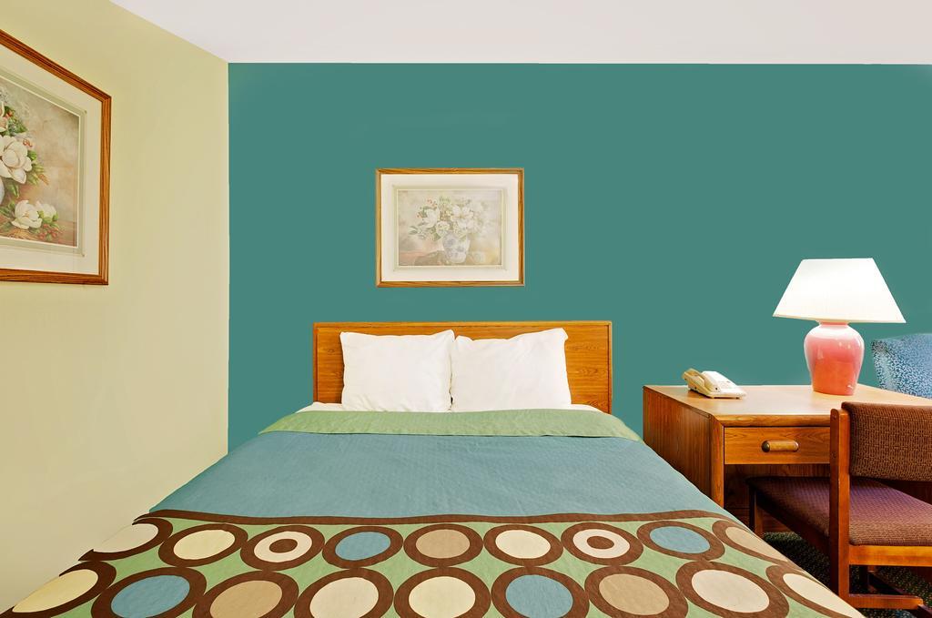 Super Hotel Carlisle