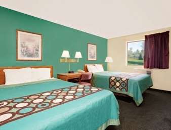 Hotel Super 3*